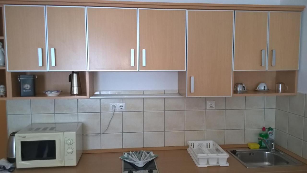 Lilla Wellnessapartman 잘라카로쉬 외부 사진